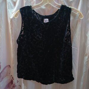 Simone Chin Chin burn out black back button up top Med